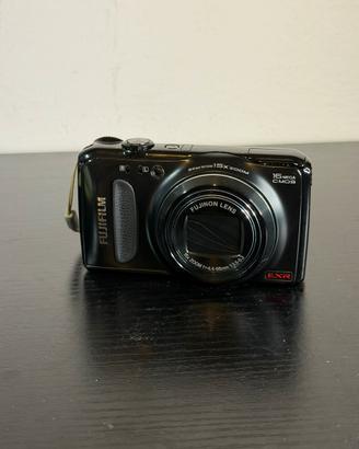 Fujifilm FinePix F500EXR – 16 MP • Zoom 15x