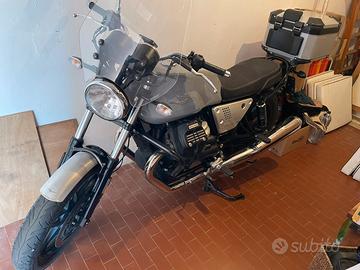Moto Guzzi V7 III Milano 750  anno 2018  km. 6.500