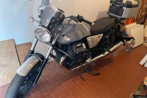 Moto Guzzi V7 III Milano 750  anno 2018  km. 6.500