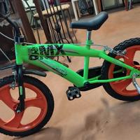 bicicletta BMX 