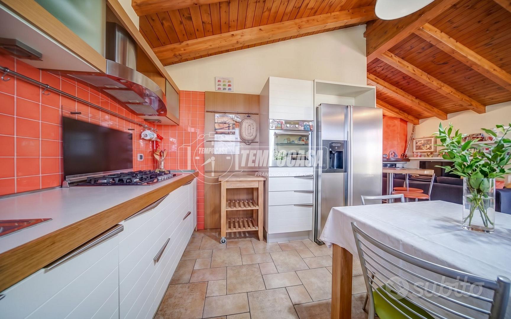 House in Somma Lombardo, Mezzana - Altro