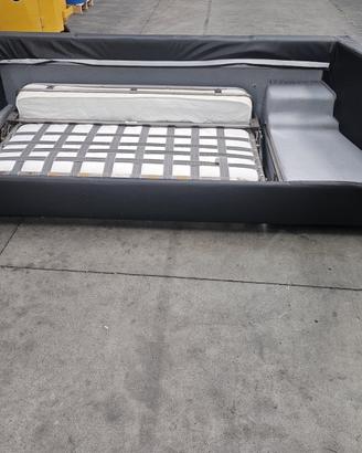 Divano letto angolare in pelle