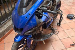 Yamaha R125 2024 intera o per pezzi di ricambio