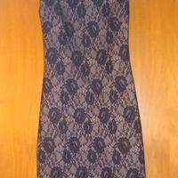 vestito beige foderato in pizzo nero 