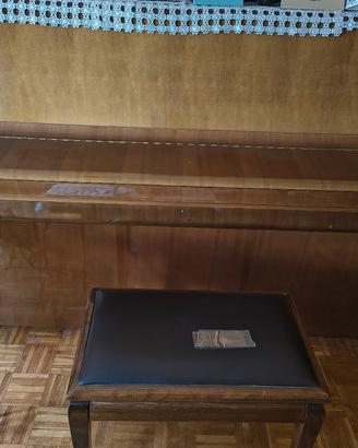 pianoforte Furstain Farfisa