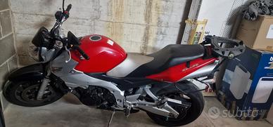 Suzuki GSR 600 - 2006