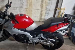 Suzuki GSR 600 - 2006