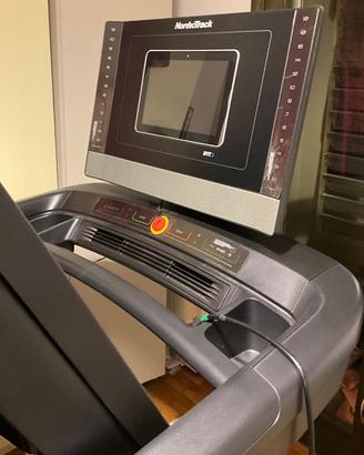 NordicTrack Commercial 1250 Tapis Roulant - Piano 