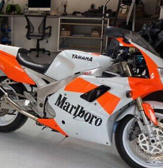 carene FZR1000