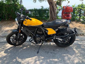 Ducati scrambler 800  full trottle