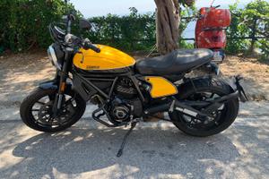 Ducati scrambler 800  full trottle