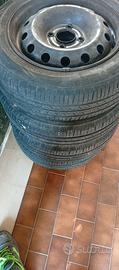 cerchi in ferro 4x108 complete di gomme 165 65  r 