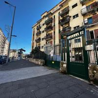 4 LOCALI A NAPOLI