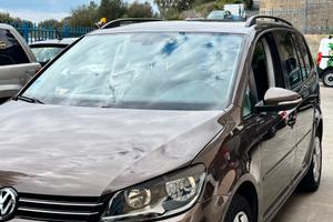 Volkswagen touran  1.6 diesel