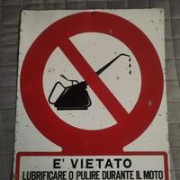 Cartello vietato pulire vintage