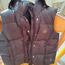 piumino smanicato Benetton bimba 4/5 anni
