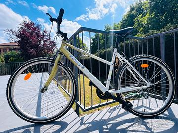 Bicicletta Mountainbike MTB  Decathlon Bici Nuova