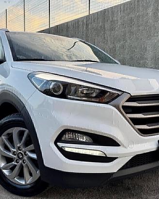 Hyundai Tucson 1.7 CRDi,Navi,Retrocamera,Led diurn