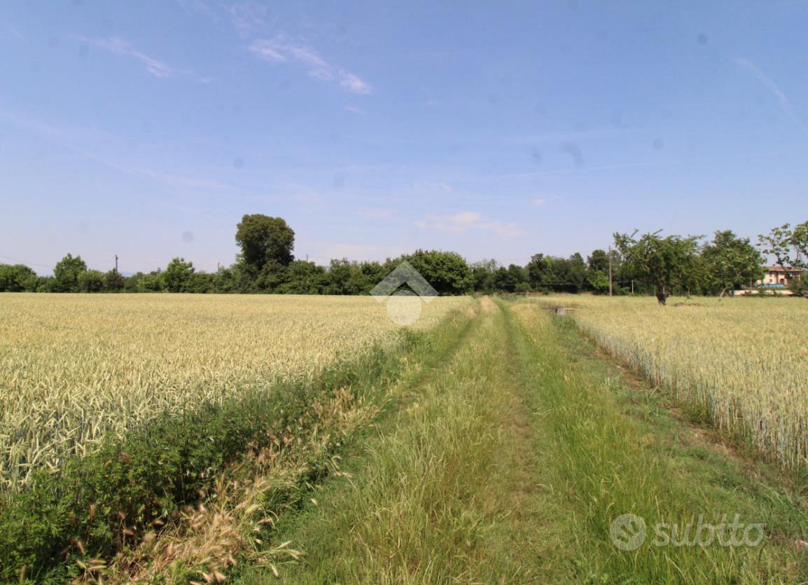 TER. AGRICOLO A URAGO D'OGLIO - Altro