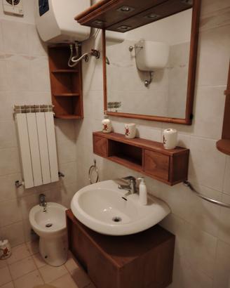 Set bagno in legno