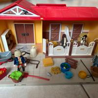 Playmobil stalla cavalli portatile