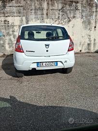 dacia sandero