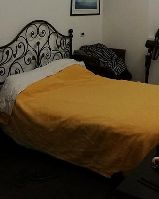 letto matrimoniale ferro battttuto con matrasso,