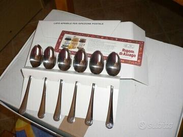 12 Cucchiaini  "A Ognuno il Suo" con disegnini