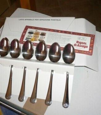 12 Cucchiaini  "A Ognuno il Suo" con disegnini