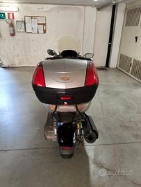 scooter Kymco 500 