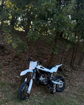 Husqvarna sm/cr 125