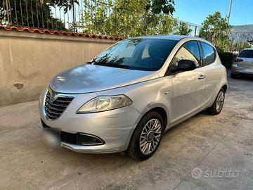 Lancia Ypsilon 1.3 MJT 95CV - 2011 *Leggi Descrizi