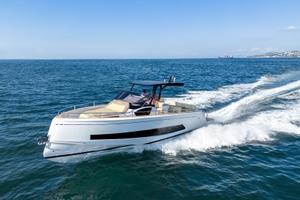 Noleggio Salpa Avantgarde 35 (Breve/Lungo termine)