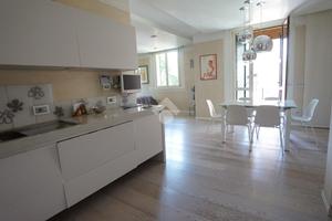 VILLA A SCHIERA A MARANELLO