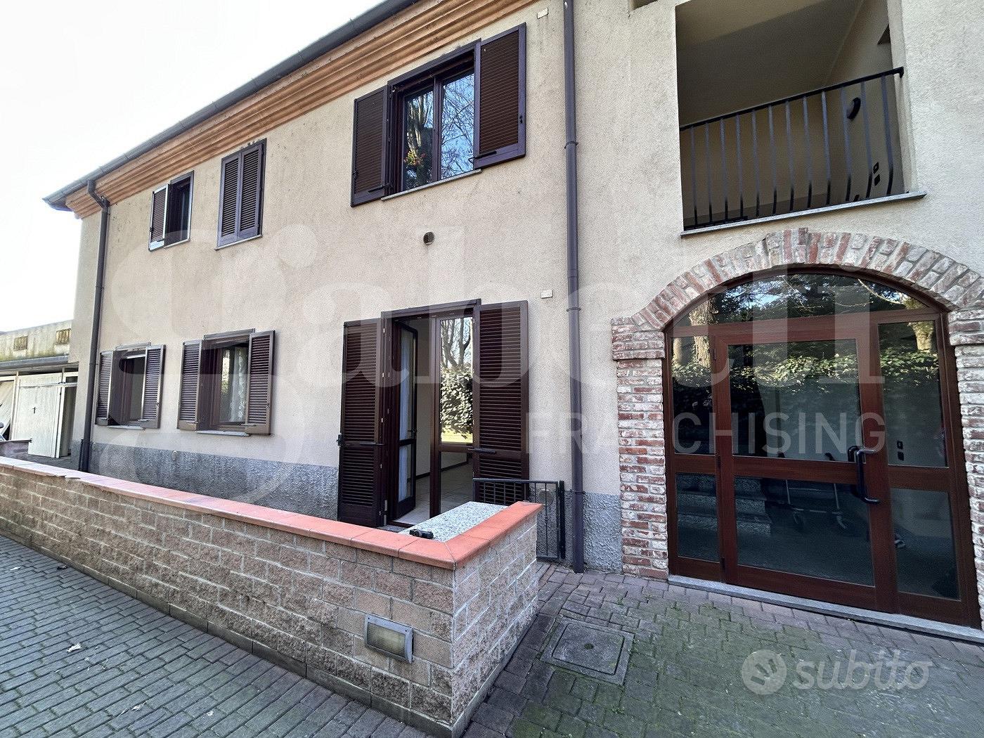 Apartament 3 camere, 80 m²