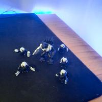 Atomicron bianchi e neri