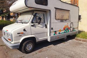 camper storico mansardato 4 posti