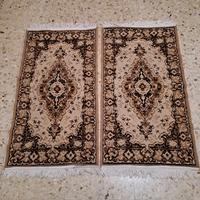 Tappeti scendiletto vintage