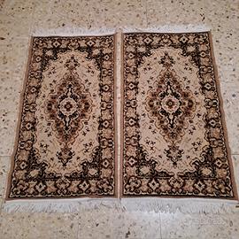 Tappeti scendiletto vintage