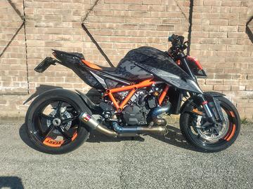 KTM superduke 1290 r 
