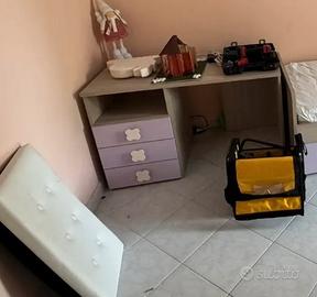 Letto e scrivania