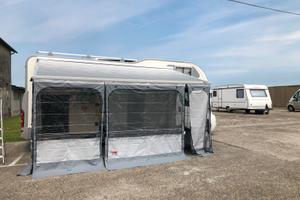 Privacy Fiamma F45L camper