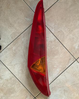 Faro fanale posteriore Fiat Punto sinistro 188 MK2