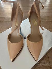 Scarpe usate rare volte, complete di confezione