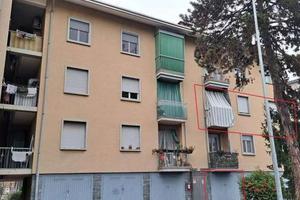 Quadrilocale con box e tre balconi