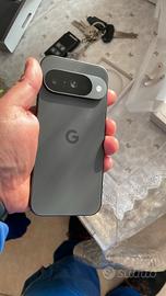 Google Pixel 10 Grigio - 256 GB (Pari al nuovo)