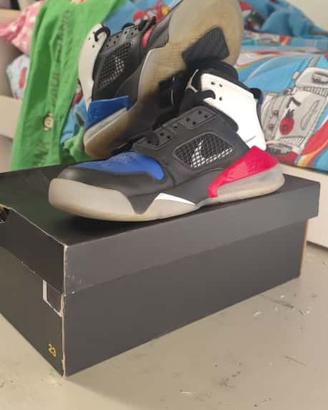 Scarpe Nike Jordan Mars 270 (GS) taglia 38