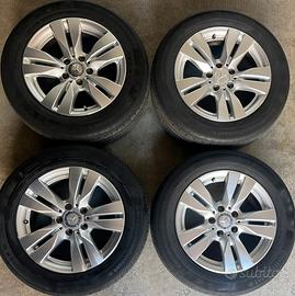 4 cerchi in lega e gomme originali Mercedes 16"