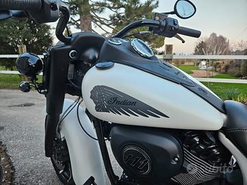 Indian Springfield Dark Horse - 2021