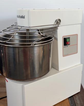 Impastatrice a spirale professionale Resto Italia